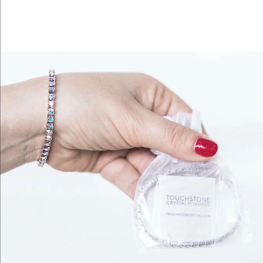 Touchstone Crystal by Swarovski stretch bracelet in aurore boreale new in pouch - Picture 3 of 4